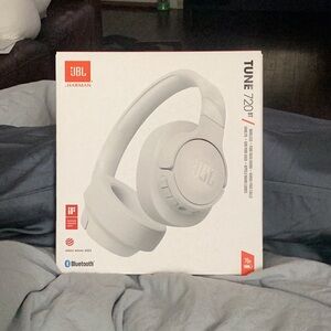 JBL headphones, wireless